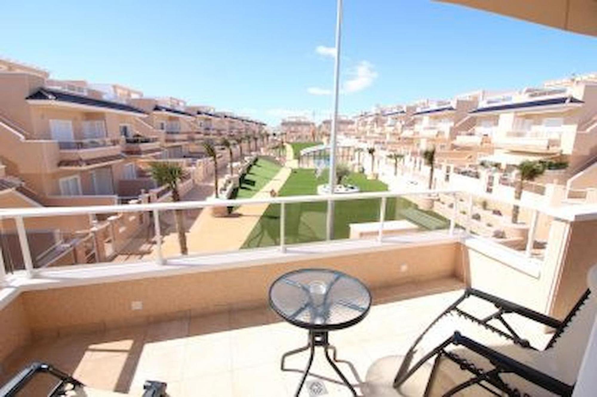 Apartments Punta Prima Indoor & Outdoor Pool Торевьиа Экстерьер фото