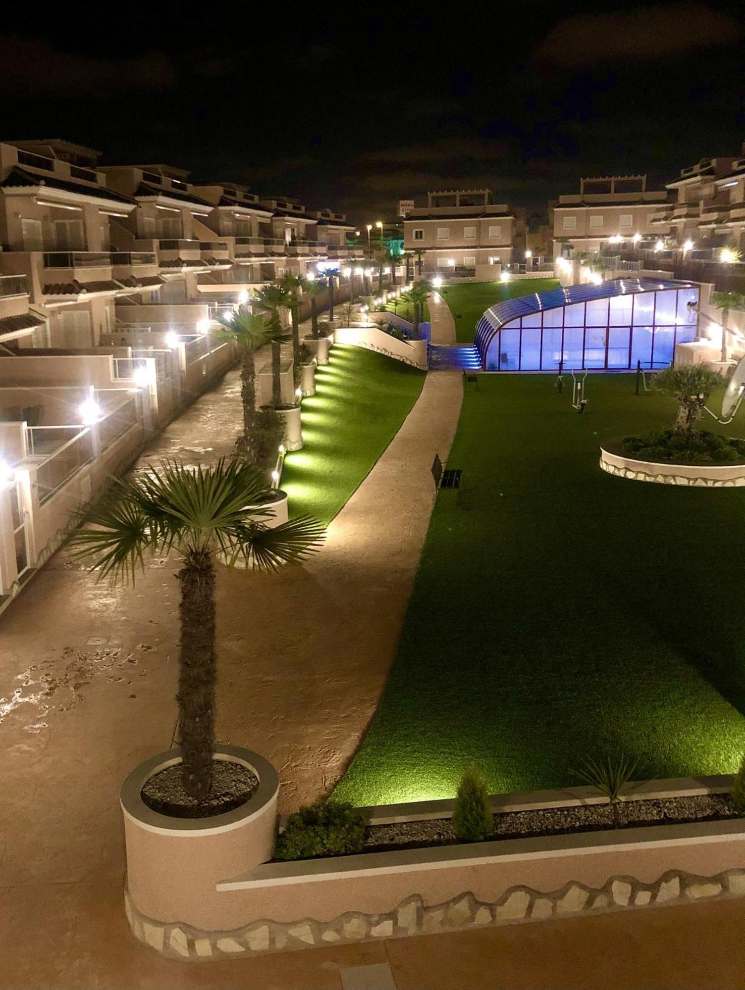 Apartments Punta Prima Indoor & Outdoor Pool Торевьиа Экстерьер фото