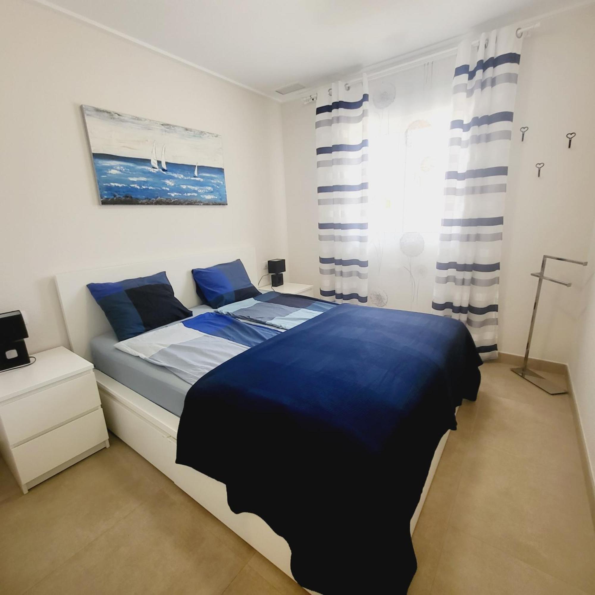Apartments Punta Prima Indoor & Outdoor Pool Торевьиа Экстерьер фото